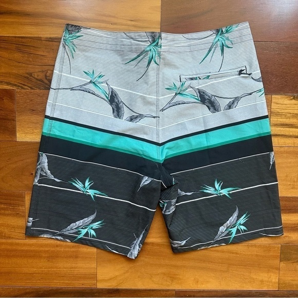 Tropical Leaves Boardshorts - Picture 3 of 7